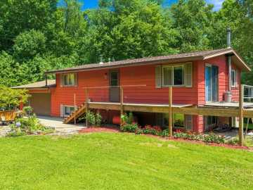 Knapp, WI: 3169 50th Avenue