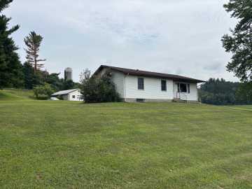 Ettrick, WI: N24454 Washington Coulee Road