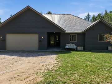 Hayward, WI: 9272N State Highway 27 