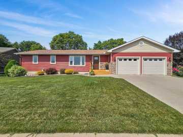 West Salem, WI: 320 Driftwood Street