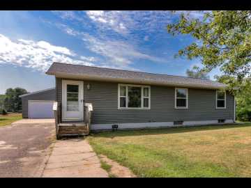 Eau Claire, WI: 1923 Arlene Place