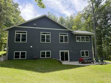 New Auburn, WI: 11758 298th Avenue