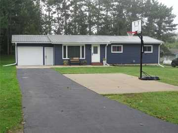 Durand, WI: 429 Auth Street