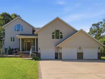 Chippewa Falls, WI: 3108 109th Street