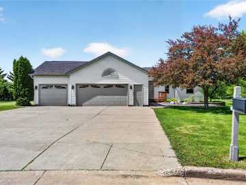Rice Lake, WI: 300 Carrie Circle