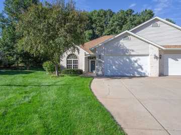 Eau Claire, WI: 3808 Gables Court