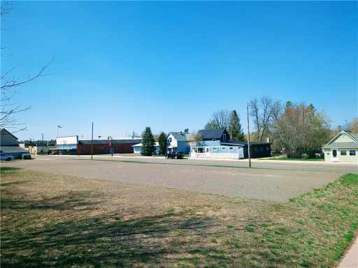 Grantsburg, WI: XXX Lots 7, 8, 9, 10 E Madison Ave