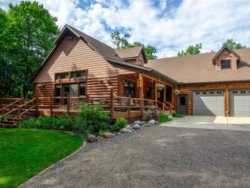 Bloomer, WI: 18208 195th Avenue