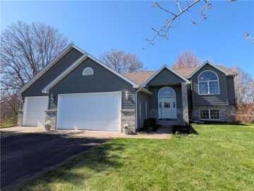 Amery, WI: 1380 101st Circle