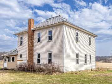 Mindoro, WI: N9003 County Road VV