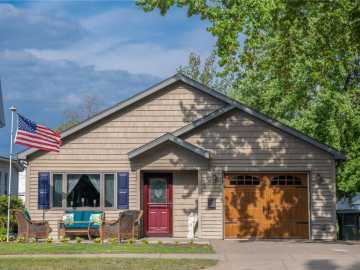 Amery, WI: 215 Harriman N Avenue