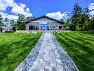 New Auburn, WI: N528 Park Drive