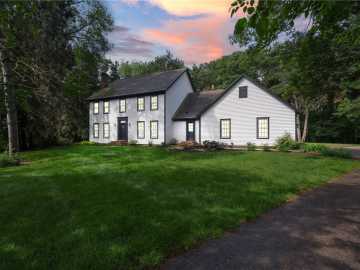 Eau Claire, WI: 3712 Glen Crest Court