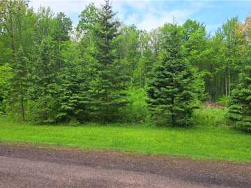 Spooner, WI: N5009 Degenaar Drive