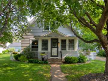 Eau Claire, WI: 818 Maple Street
