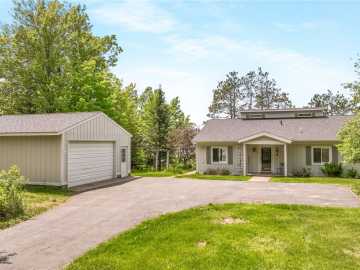Hayward, WI: 10787 N Reynolds Road