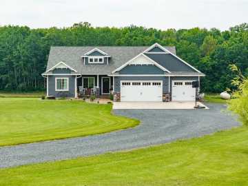 Stanley, WI: 4801 358th Street