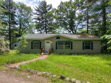 Hayward, WI: 11133 W County Road B