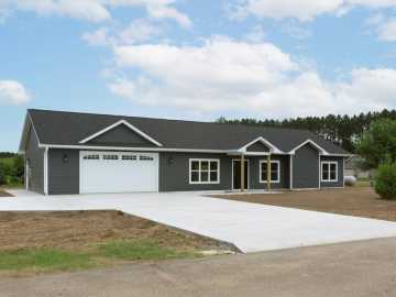 Colfax, WI: N8212 574th Street