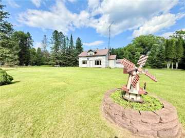 Hayward, WI: 10816 County Hwy S 