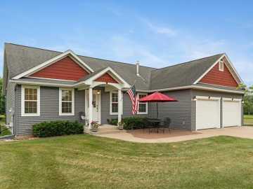 Elk Mound, WI: 2040 46th Avenue