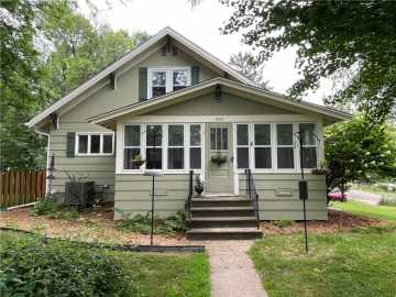 Menomonie, WI: 1400 12th E Avenue
