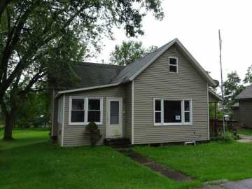 Neillsville, WI: 110 E 9th Street