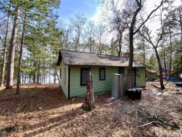 Gordon, WI: 15754 S Bond Leader Lake Road