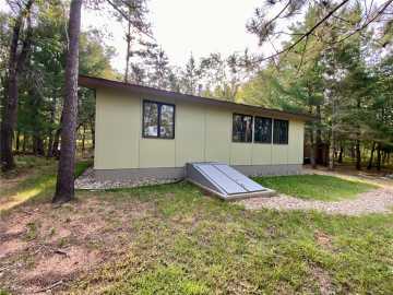 Trego, WI: N12018 Pash Drive