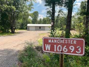 Black River Falls, WI: W10693 Hawk Island Road