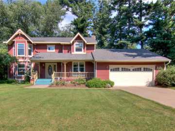 Menomonie, WI: 2915 Plum Tree N Circle