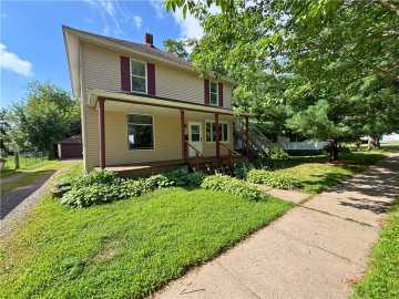 Rice Lake, WI: 124 W Newton Street