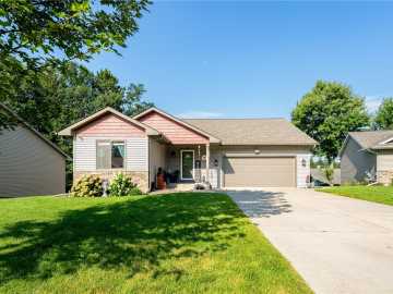 Eau Claire, WI: 2220 Camden Court