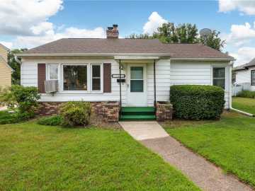 Eau Claire, WI: 1609 Highland Avenue