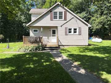 Barron, WI: 1006 8th Avenue