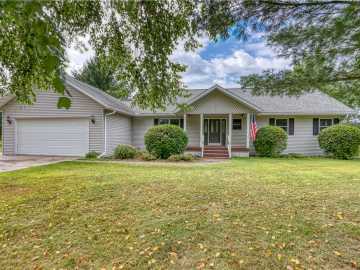 Hayward, WI: 10839 Country Club Lane