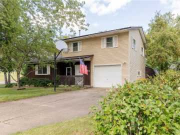 Bloomer, WI: 2204 S Main Street