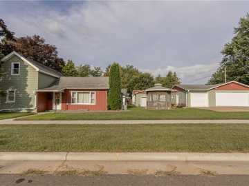 Chippewa Falls, WI: 304 Olive Street