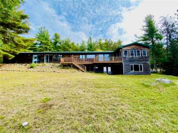 Gordon, WI: 15943 S Crystal Lake Rd 