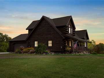 St Croix Falls, WI: 2419 230th Avenue