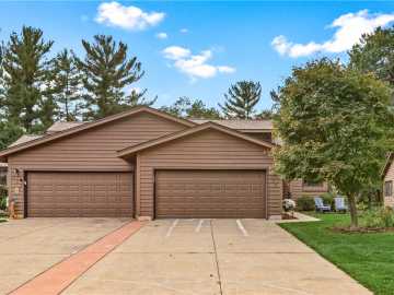 Altoona, WI: 942 Cambridge Court