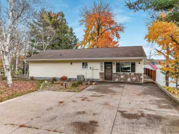 Chetek, WI: 1197 21 3/4 22nd Street