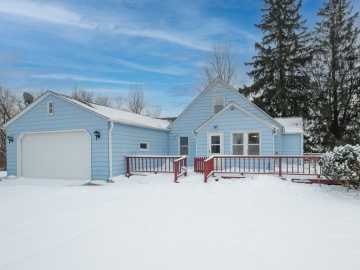 Amery, WI: 870 155th Street