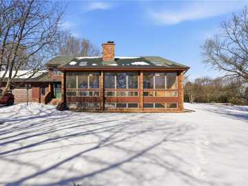 Rice Lake, WI: 1409 W Marshall Street