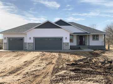 Elk Mound, WI: N4639 940th Street