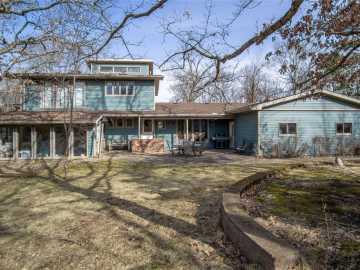 Eleva, WI: 1125 E Lowes Creek W Road