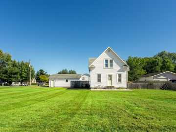 Eau Claire, WI: 3241 Starr Avenue