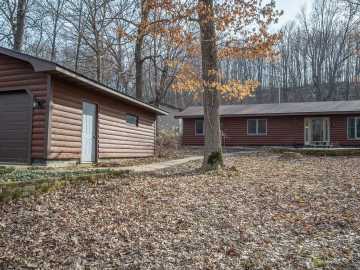 Menomonie, WI: N4615 County Rd Y 