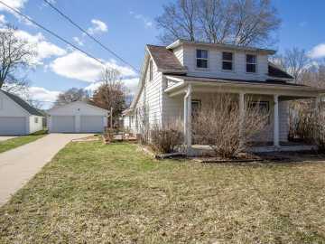 Eau Claire, WI: 716 Ferry Street