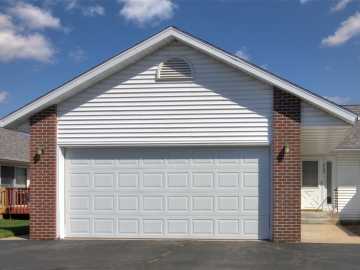 Eau Claire, WI: 4006 Boardwalk Street